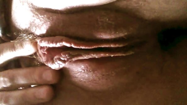 Pisan horny Chick bangsat nya urut kabogoh