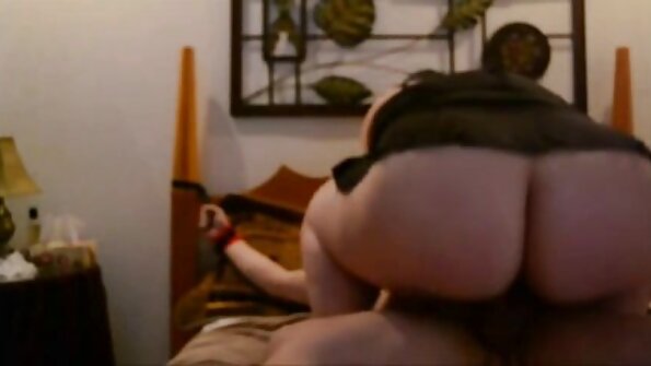 Karéta Chick Shoveled Gancang Dina Butt Her